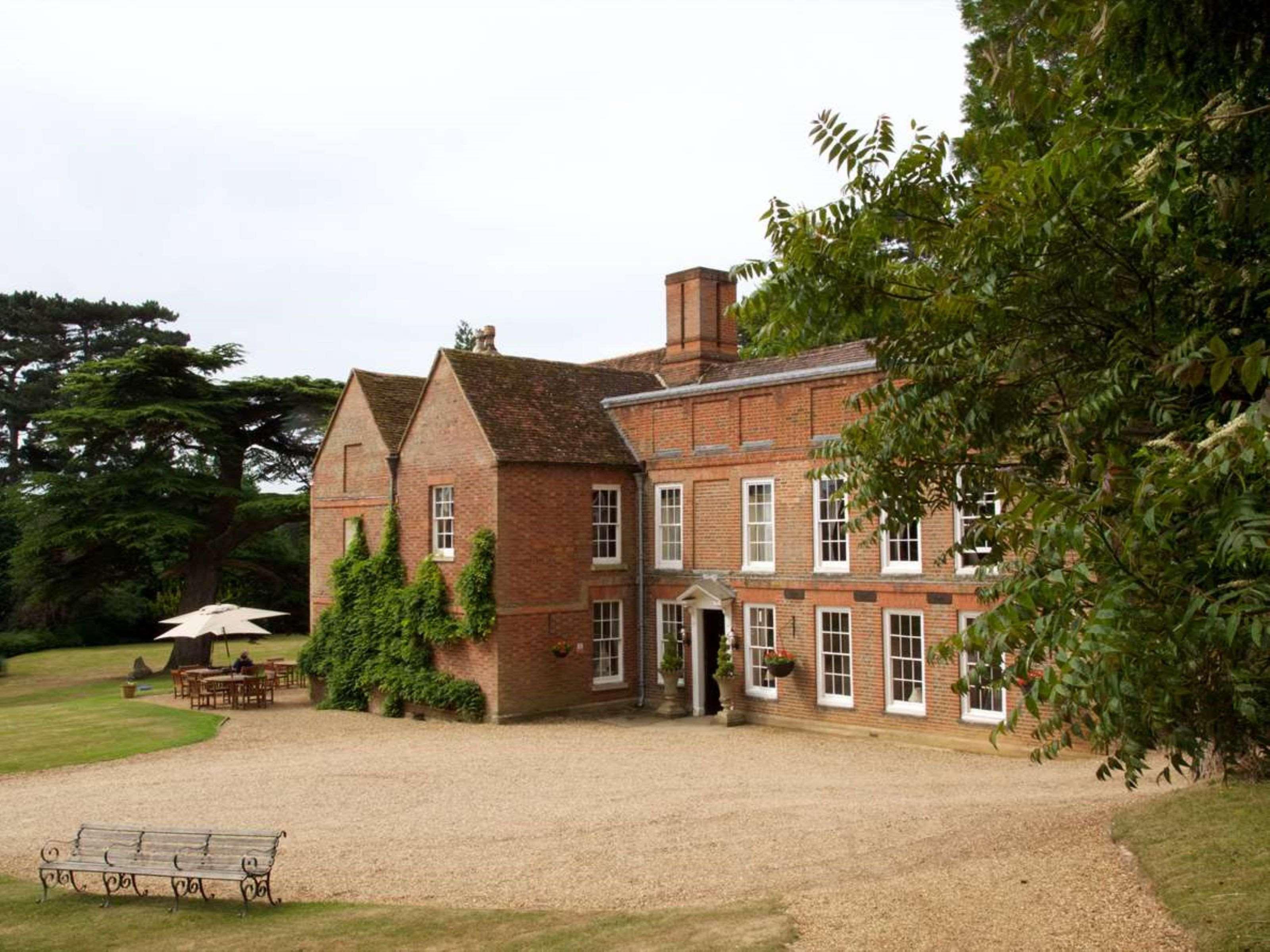 Flitwick Manor Hotel Exterior foto