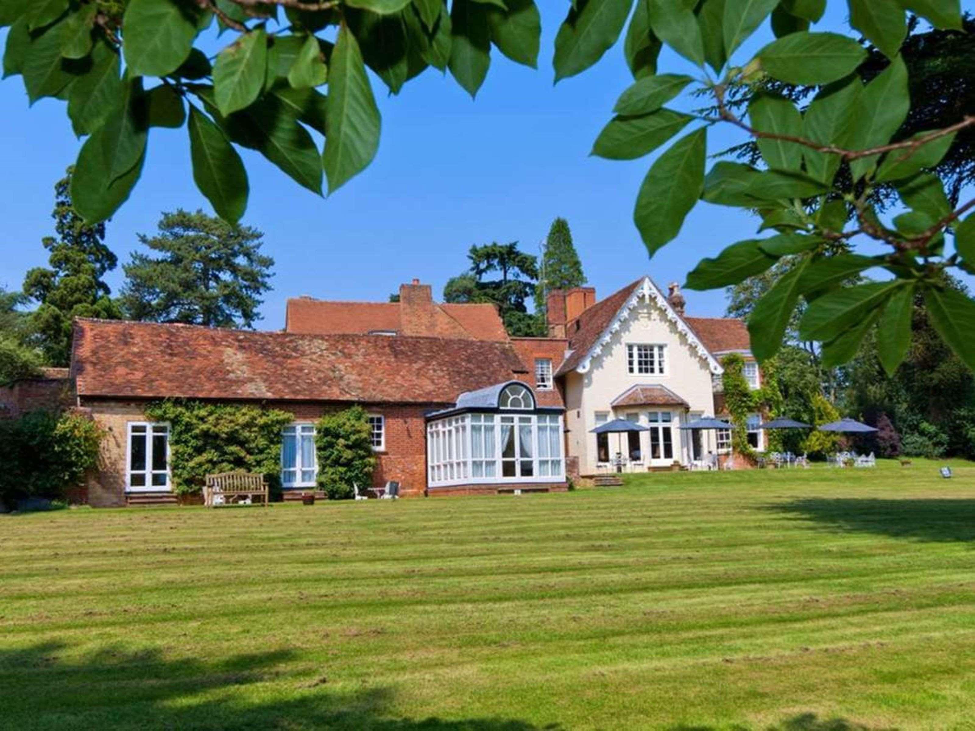 Flitwick Manor Hotel Exterior foto